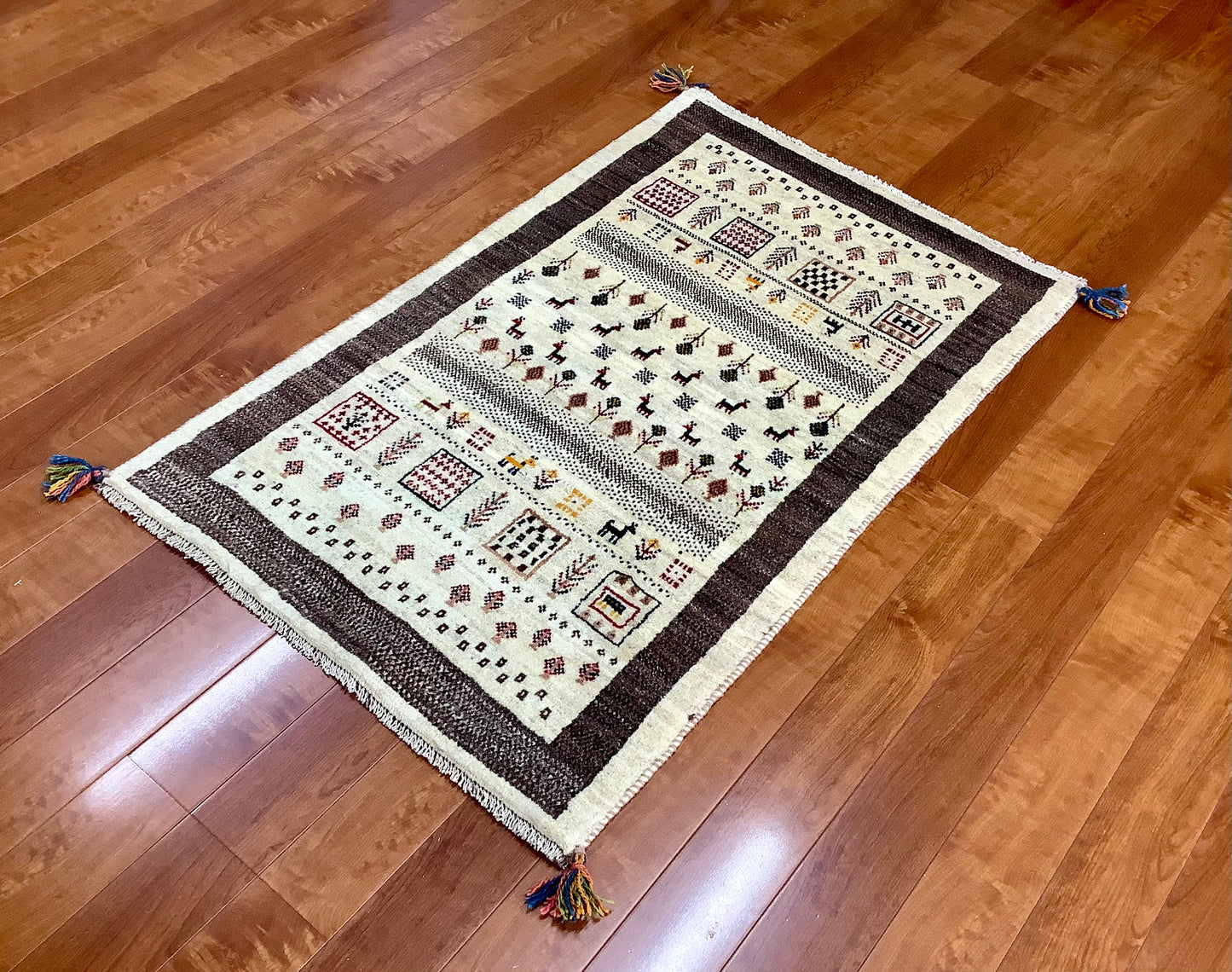 【オンライン限定】ギャッベ アマレバフト 120cm x 75cm RJ2503