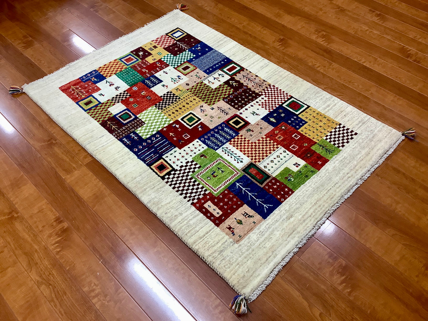 【オンライン限定】カシュクリ 148cm x 103cm RJ5371