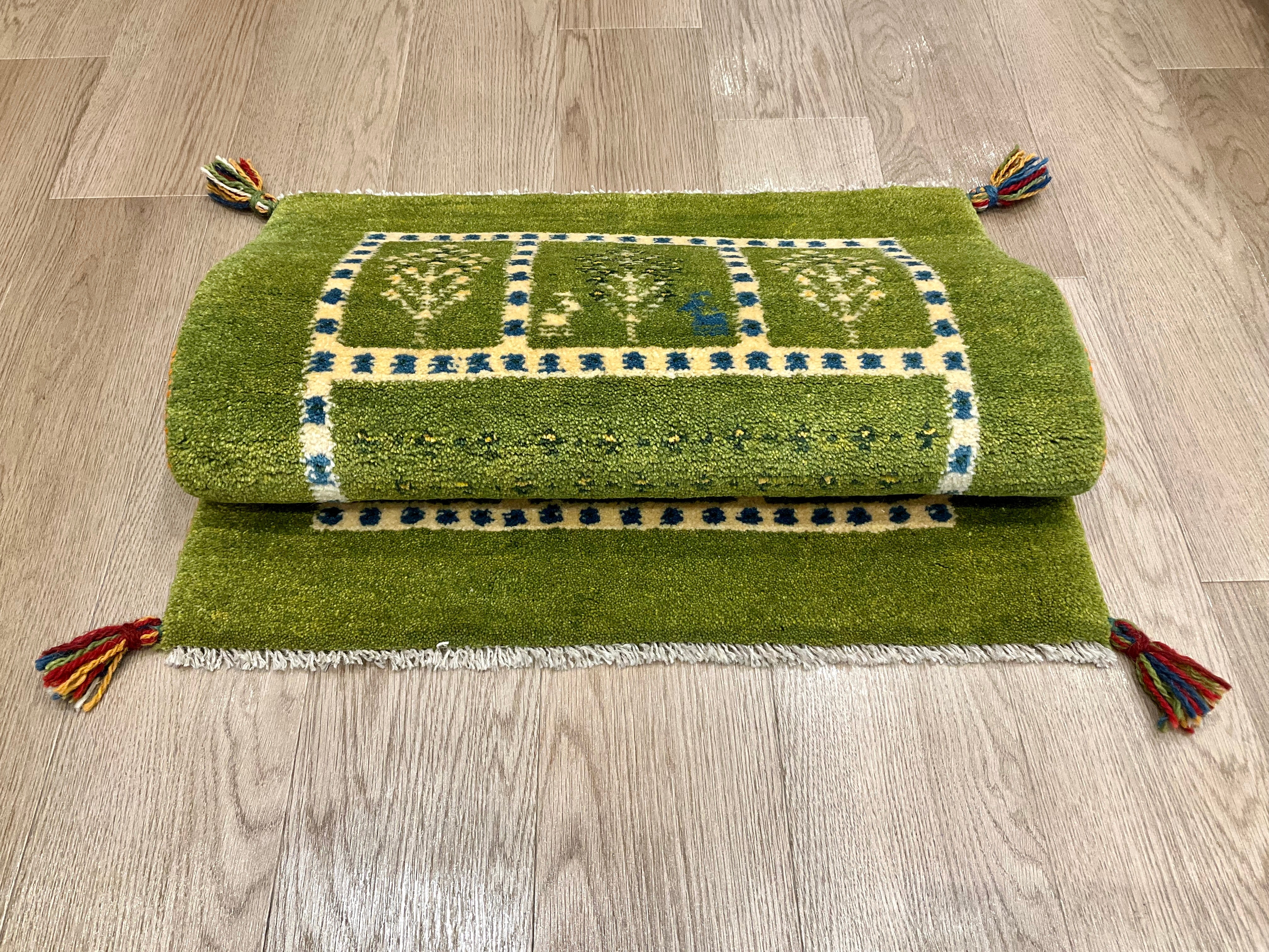 ギャッベ 90cm x 64cm RD11594 – ペルシャ絨毯専門店 ペルシャンパトリス