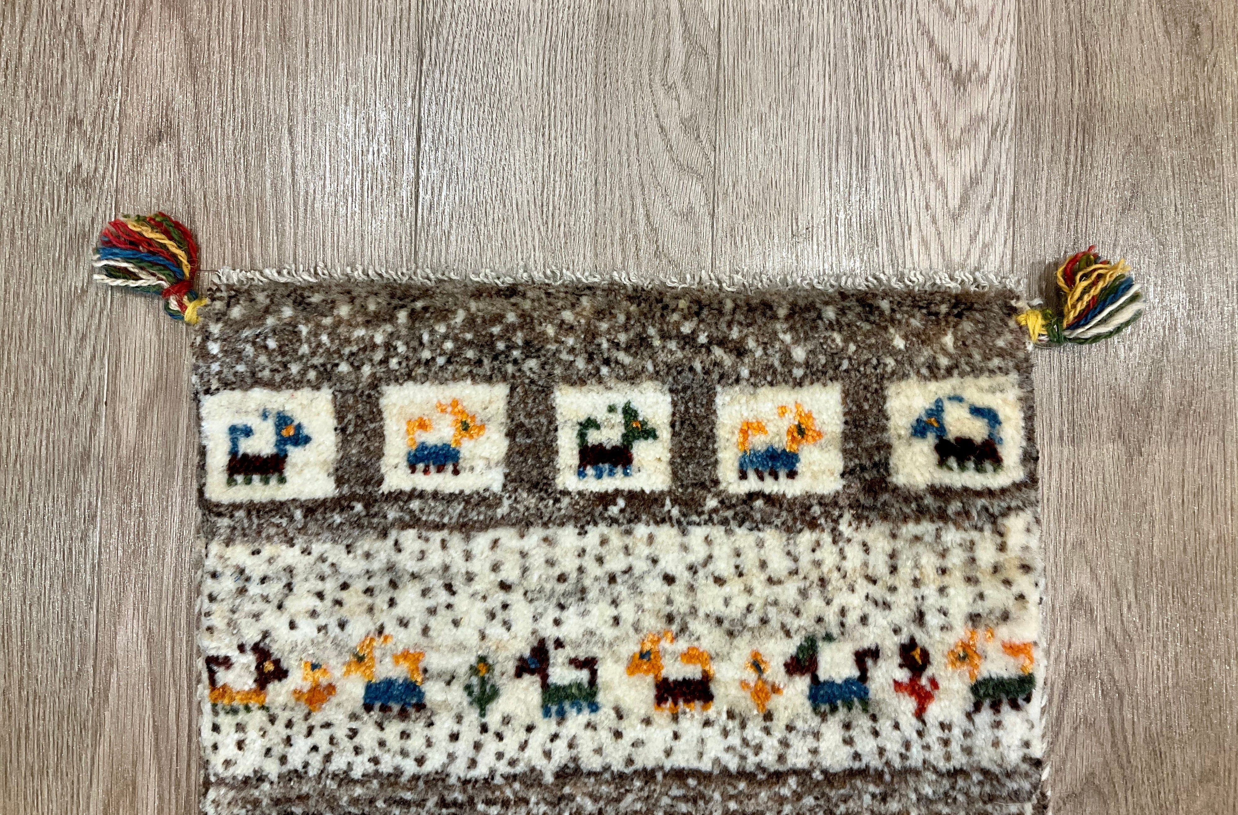ギャッベ 58cm x 42cm NN17520 – ペルシャ絨毯専門店 ペルシャンパトリス
